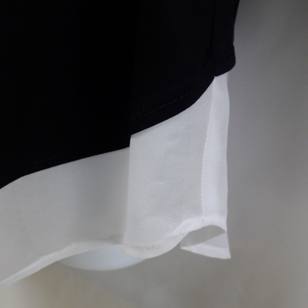 Bailey 44 Black Blouse Button Front Open Overlap Crossover Back White USA L - Picture 3 of 8